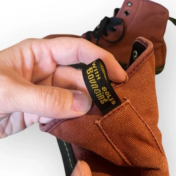 H10-05 Dr. Martens Shoreditch - Picture 8 of 12